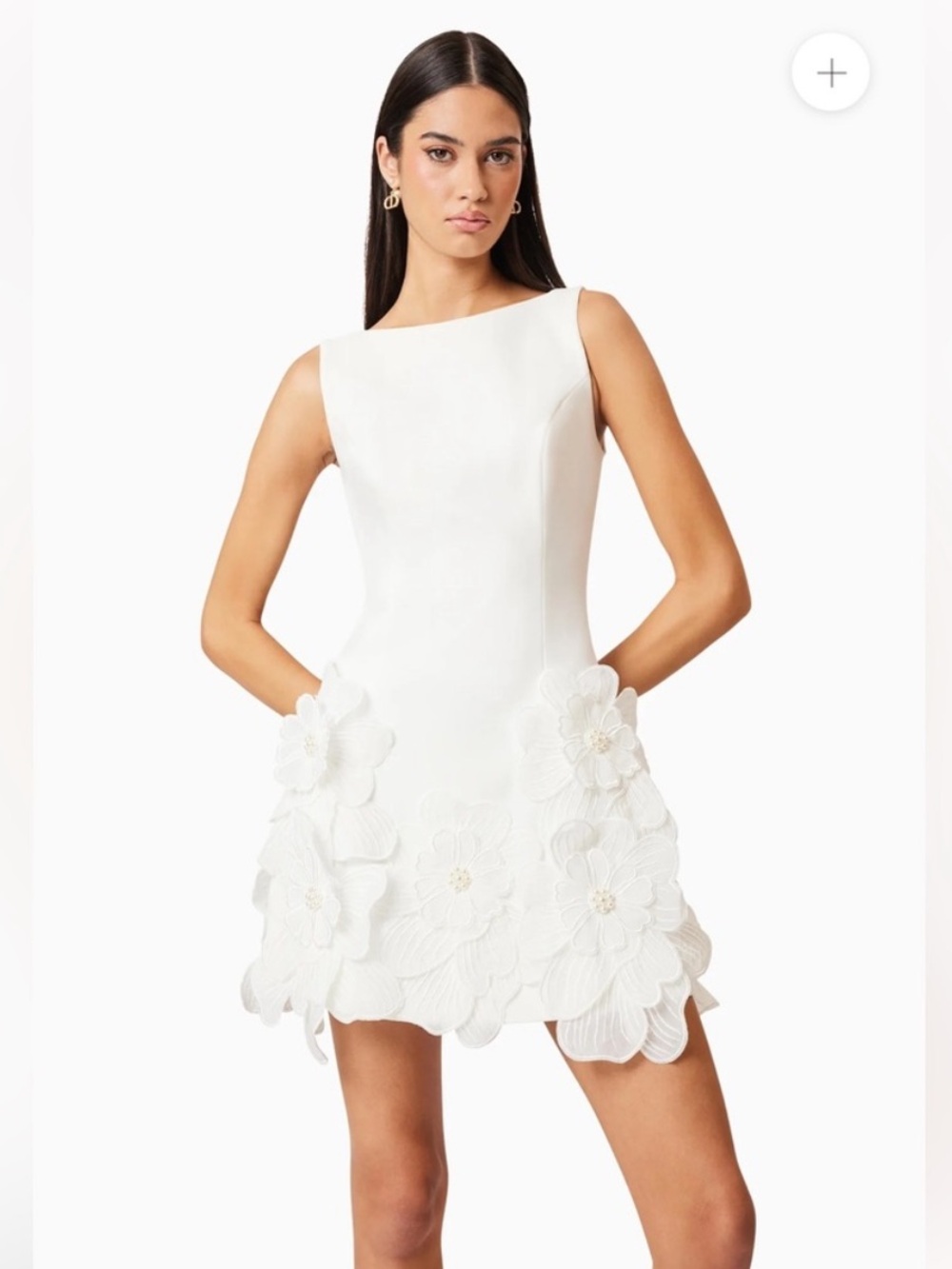 elliatt janelle white 3d pearl & floral detail A-line mini dress size medium NEW